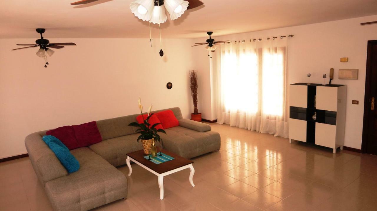 Large On Golf Course Apartament San Miguel de Abona